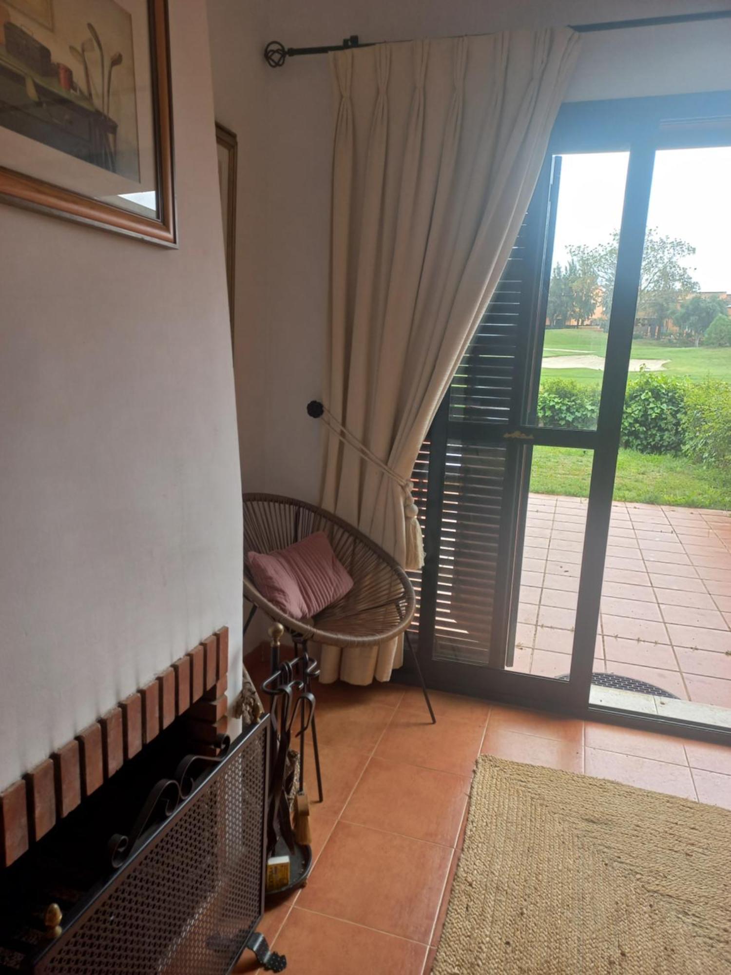 Olhando Um Campo De Golf Islantilla Exteriör bild